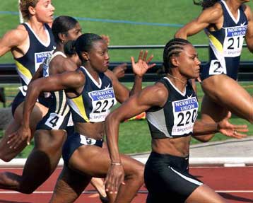 Καλύτερη φετινή επίδοση από τη Μ.Τζόουνς στα 100 μ. με 10.78