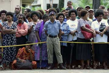 Αθώος δηλώνει ο Τζορτζ Σπέιτ ενώπιον του δικαστηρίου