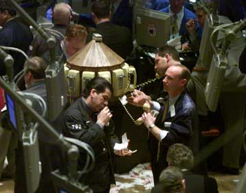 Με άνοδο άνοιξε ο Nasdaq την Παρασκευή – Διακυμάνσεις για τον Dow Jones