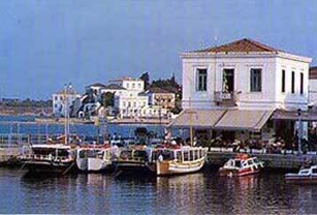 Εικαστική έκθεση της Λήδας Παπακωνσταντίνου στις Σπέτσες