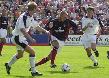 Απίστευτο συμβόλαιο προσφέρει η Μάντσεστερ στον Μπέκαμ για να μείνει στο Old Trafford