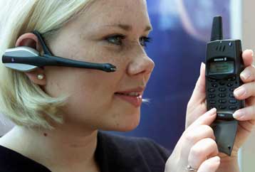 Επαρκή προστασία προσφέρουν τα ακουστικά των κινητών τηλεφώνων, υποστηρίζει νέα μελέτη