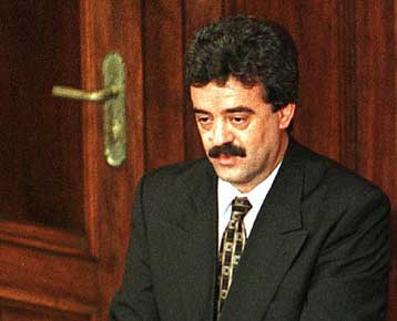 Την επόμενη εβδομάδα αποφασίζει η σερβική αντιπολίτευση για τις επικείμενες εκλογές