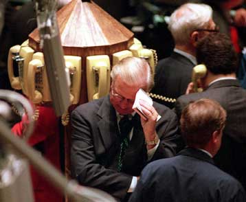 Απώλειες για Nasdaq και Dow Jones στο άνοιγμα της Πέμπτης