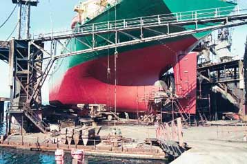 Συναινετικά θα προχωρήσουν οι διαδικασίες πώλησης των ναυπηγείων Σκαραμαγκά