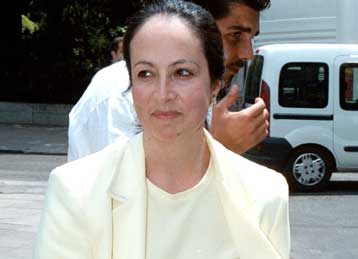 Θετικά τα μέτρα για την ανεργία