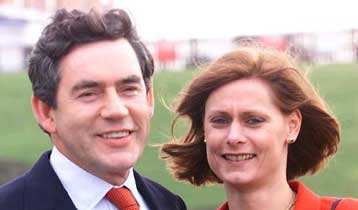 Παντρεύεται ο περιζήτητος εργένης, υπουργός Οικονομικών της Βρετανίας