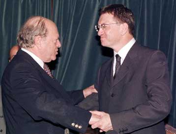 Κρίνεται σήμερα η τύχη των αποτυχόντων της Β Λυκείου