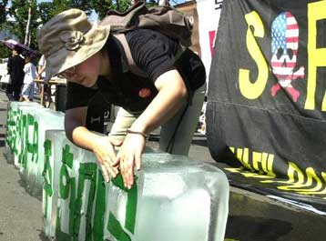 Παρατείνεται η παραμονή των αμερικανικών στρατευμάτων στη Ν.Κορέα