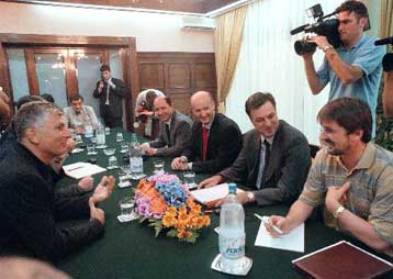 Το Μαυροβούνιο εμμένει στο μποϊκοτάζ των εκλογών στη Γιουγκοσλαβία