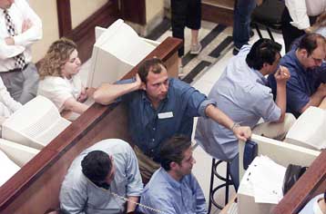 Με μικρή πτώση 0,42% έκλεισε την Τετάρτη η Σοφοκλέους