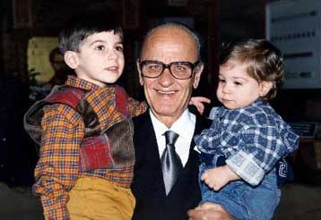 Ομηροι Ελληνας πλοίαρχος και πλήρωμα στην Γκαμπόν για οικολογική καταστροφή