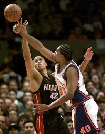 Οι Λέικερς παίρνουν τον Πι Τζέι Μπράουν για στήριγμα στον Σακίλ