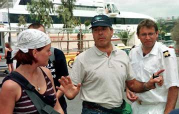 Δεμένα στα λιμάνια τα ταχύπλοα σκάφη – Ενδεχόμενο επιβολής γενικού απαγορευτικού