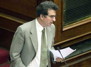 Εχουμε πόλεμο με τους νονούς