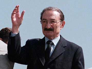 Υπέρ του προεδρικού συστήματος στα Κατεχόμενα ο Ετζεβίτ