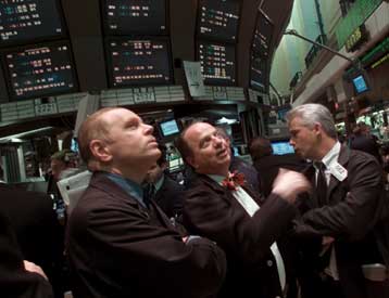 Πτώση του Nasdaq – Ανοδος του Dow Jones στο άνοιγμα της Τρίτης