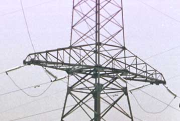 Τα χρέη φρενάρουν τη μετοχοποίηση της ΔΕΗ