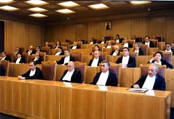 Αντιπαράθεση ΣτΕ και διοικητικών δικαστών για την αναθεώρηση του Συντάγματος