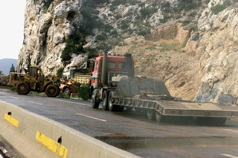 Με διακοπές η κυκλοφορία στην εθνική οδό Αθηνών-Κορίνθου