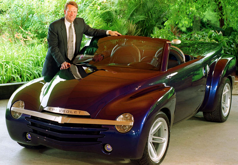 Η GM παρουσίασε το νέο pick-up Chevrolet SSR