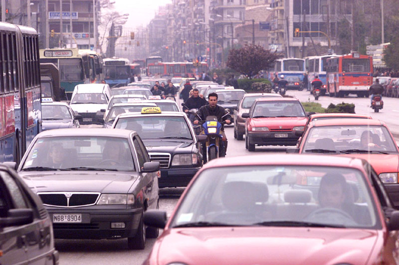 Δεν αυξάνονται τα τέλη κυκλοφορίας-Αλλαγέs στον τρόπο μεταβίβασης αυτοκινήτων