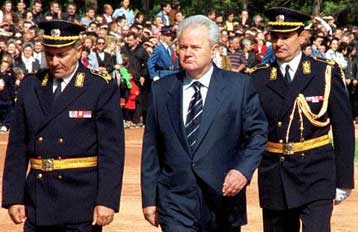 Ο Μιλόσεβιτς κλείνει την πόρτα στους Ρώσους <i>Συνάντηση με τον Πούτιν επιδιώκει ο Κοστουνίτσα</