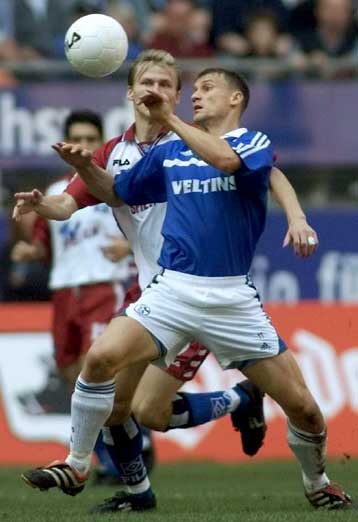 Επιστροφή στις νίκες για το Αμβούργο, 2-0 τη Σάλκε για την bundesliga