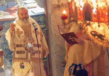 Απελθέτω απ εμού η πολιτική ιδιότητα, είπε ο Αρχιεπίσκοπος σε μια… πολιτική ομιλία