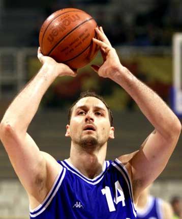 Πρεμιέρα με νίκη για τον Ολυμπιακό 93-92 την Ολίμπια στο τουρνουά της Τεργέστης