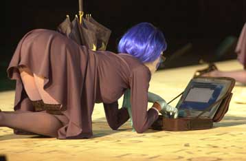 Το ΚΘΒΕ ματαιώνει τις δύο τελευταίες παραστάσεις του «Πλούτου»