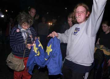 «Οχι» στην ΟΝΕ λένε οι Δανοί