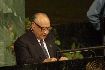 Σύμπλευση Αθήνας – Λευκωσίας δηλώνει ο Κληρίδης