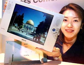 Νέα ιντερνετική συσκευή της Sony πάει παντού… μέσα στο σπίτι