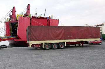 Περίπου 750 χιλιάδες Αλβανοί «εγκατέλειψαν» τη χώρα τους το διάστημα 1991 – 2000