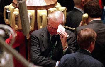 Διακυμάνσεις για τον Nasdaq και άνοδος του Dow Jones στο άνοιγμα της Πέμπτης