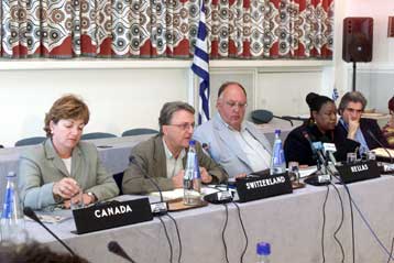 Αυλαία για την 3η Ατυπη Συνάντηση υπουργών Πολιτισμού στη Σαντορίνη