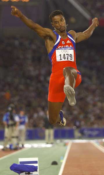 Χρυσό για τον Πεντρόσο στο μήκος