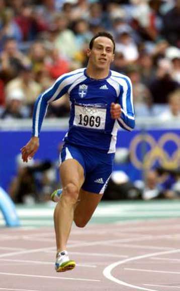 «Αέρας» ο Κεντέρης πέρασε στον τελικό των 200μ.