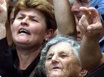 Μαθηματικό μοντέλο προβλέπει τη συμπεριφορά ατόμων σε καταστάσεις πανικού και τις πιθανές λύσεις