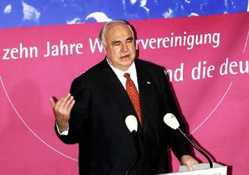 Ο Κολ μιλά για την επανένωση και κριτικάρει τον Σρέντερ