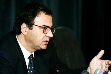 Οι ελληνικές επενδύσεις στα Σκόπια είναι εξασφαλισμένες, διαβεβαιώνει ο Τσερβένκοφσκι