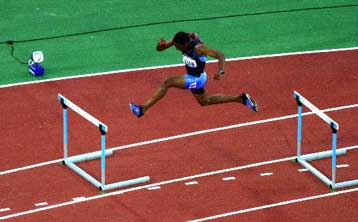 Στον Αμερικανό Αντζελο Τέιλορ το χρυσό μετάλλιο στα 400μ. εμπόδια