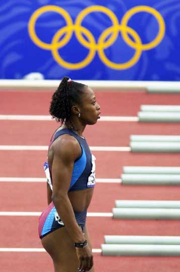 Η Σισίγκινα το χρυσό μετάλλιο στα 100μ. εμπ.