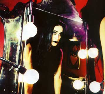 Η Ντιαμάντα Γκάλας σε Αθήνα και Θεσσαλονίκη