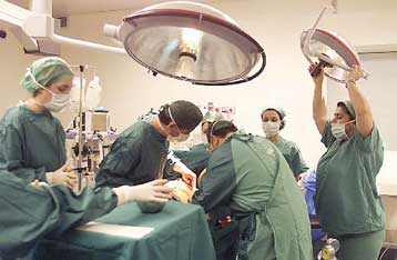 Με λουκέτο απειλούνται ιδιωτικές κλινικές