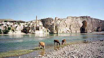 Επανέρχεται η διαμάχη Συρίας – Τουρκίας για τα νερά του Τίγρη και του Ευφράτη