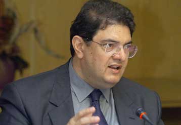 Στο παρά πέντε αποτράπηκε ο αποκλεισμός των διυλιστηρίων από τους ιδιοκτήτες βυτιοφόρων