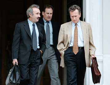 Επιτάχυνση των περιφερειακών έργων με… προσλήψεις ζήτησε ο Κ.Σημίτης