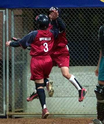 Οι ΗΠΑ το χρυσό μετάλλιο στο σόφτμπολ